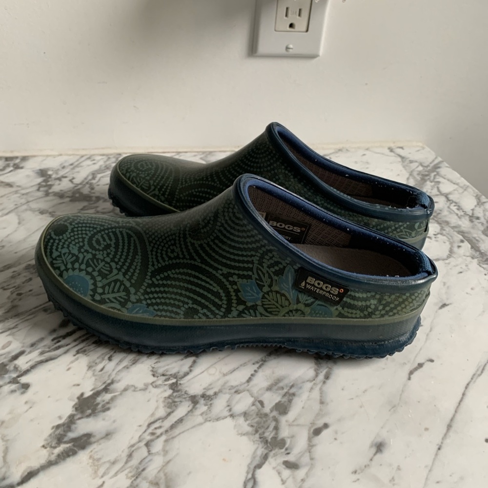 Bogs Slide Batik 6 - Picture 2 of 11